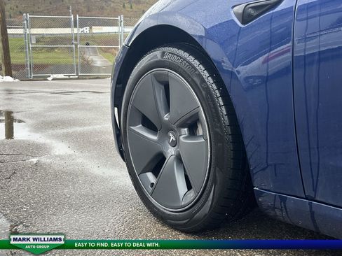 Used 2022 Tesla Model 3 Long Range image 27