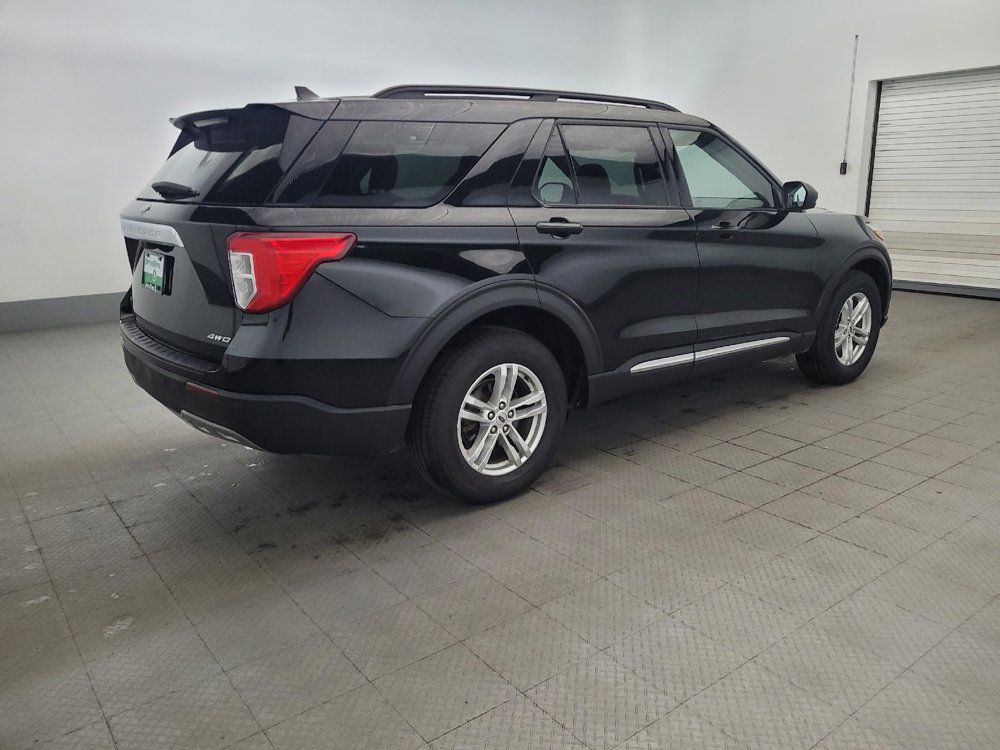 Used 2023 Ford Explorer XLT w/ Equipment Group 202A AWD/4WD image 10