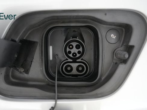 Used 2023 Volvo XC40 Recharge Plus AWD/4WD image 10