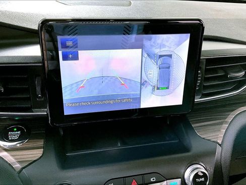 Used 2020 Ford Explorer Limited image 21