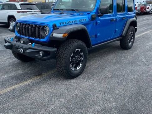 Used 2024 Jeep Wrangler Unlimited Rubicon 4xe w/ Capability Package AWD/4WD image 1