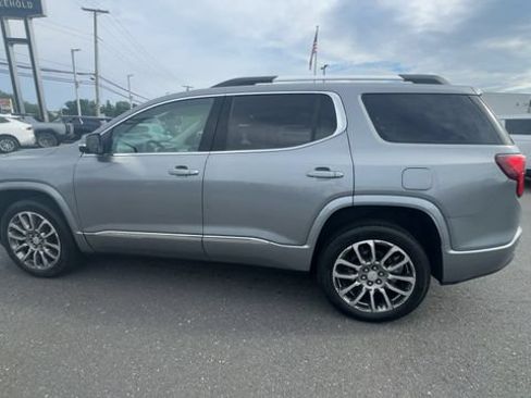 Used 2023 GMC Acadia Denali AWD/4WD image 5