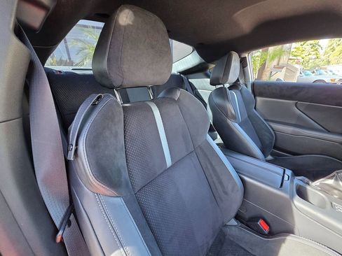 Used 2024 Toyota GR86 Premium image 17