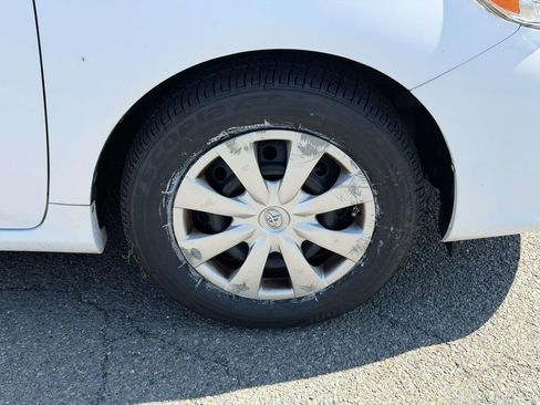 Used 2010 Toyota Corolla LE FWD image 21