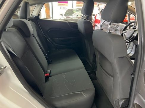 Used 2018 Ford Fiesta SE image 25