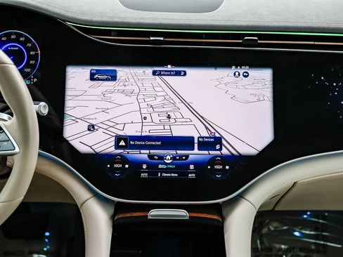 Certified 2023 Mercedes-Benz EQS 580 4MATIC SUV image 11