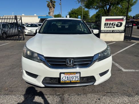 Used 2013 Honda Accord LX image 2