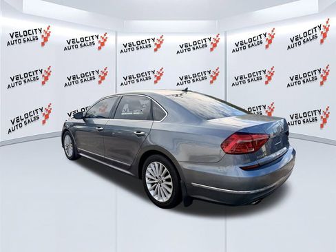 Used 2016 Volkswagen Passat 1.8T SE w/ Lighting Package (P06) image 5