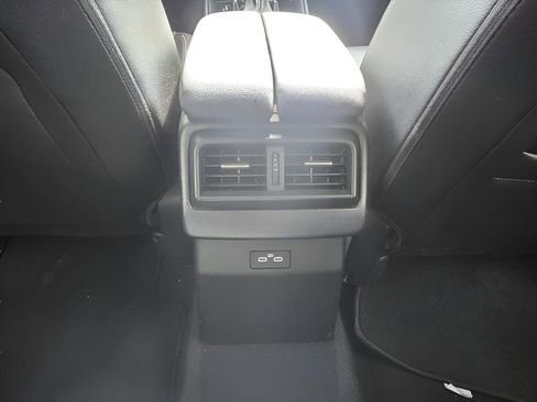 Used 2025 MAZDA CX-50 AWD 2.5 Hybrid w/ Premium Pkg image 29