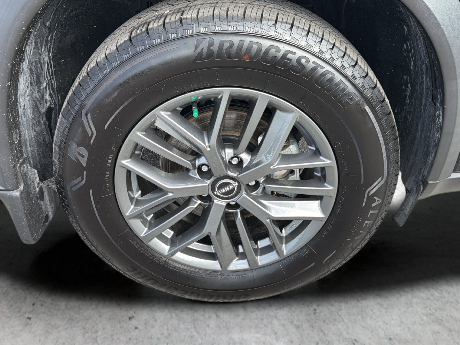 Certified 2025 Nissan Rogue S FWD image 36