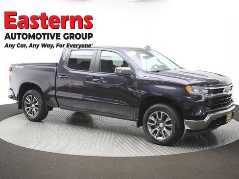 Used 2023 Chevrolet Silverado 1500 LT AWD/4WD image 50