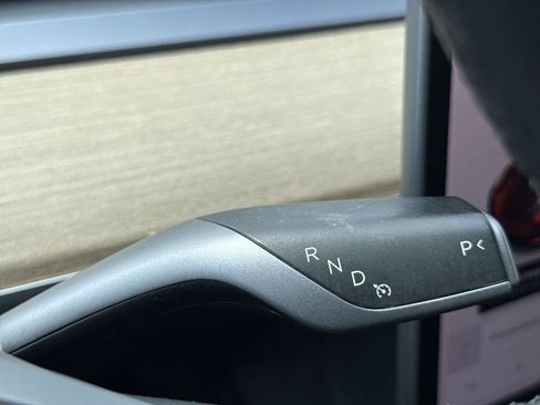 Used 2023 Tesla Model 3 Standard Range RWD image 27