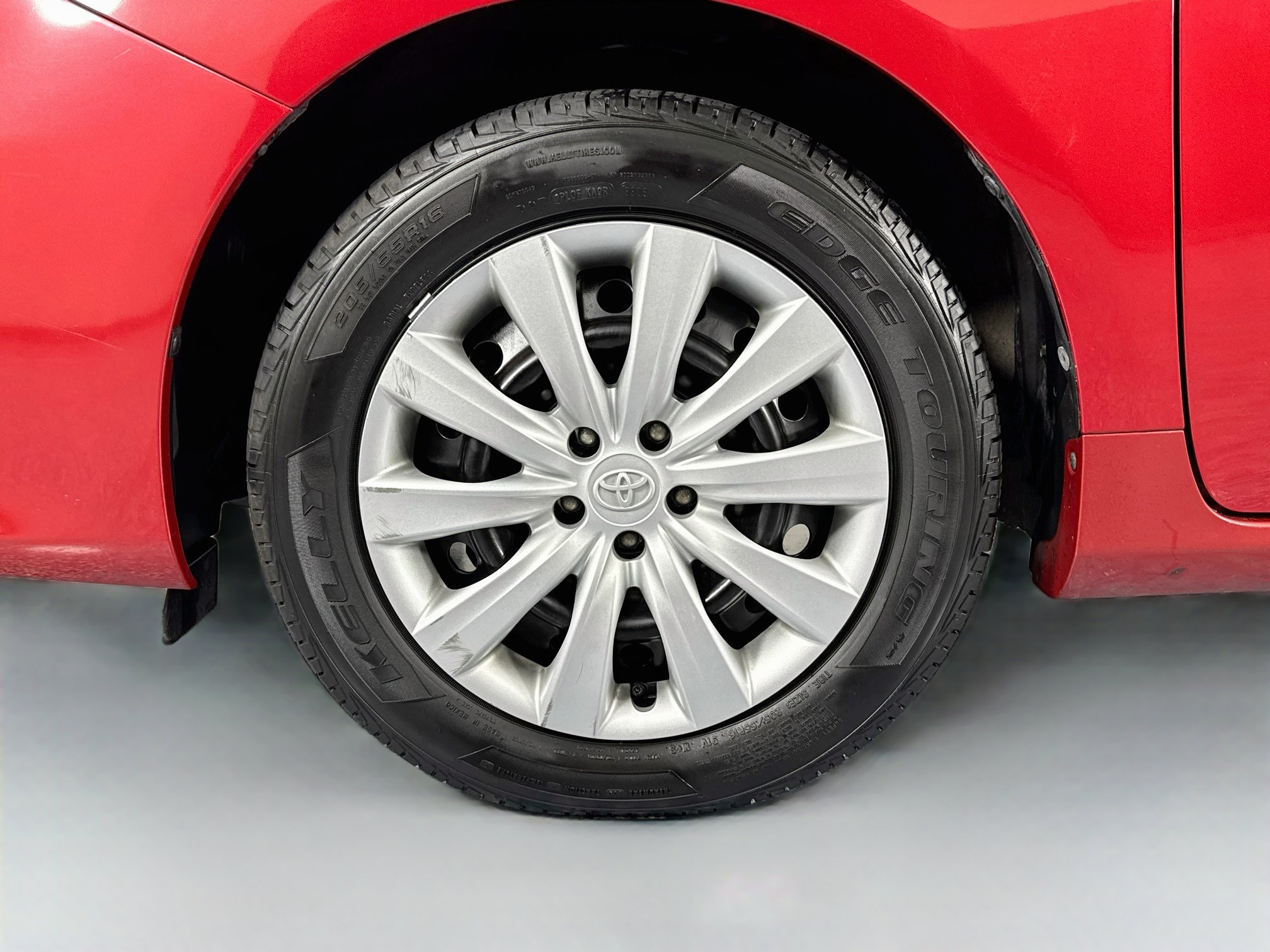 Used 2012 Toyota Corolla LE FWD image 27