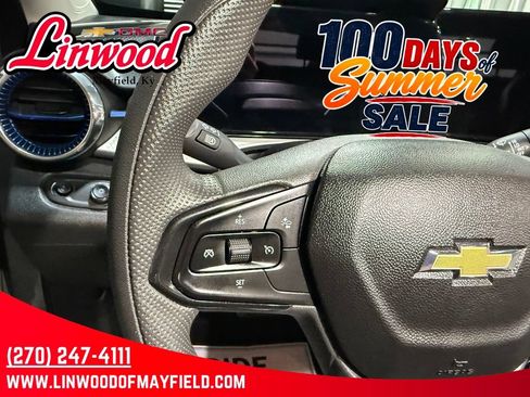 Used 2026 Chevrolet Trax LT FWD image 15