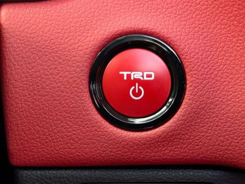 Used 2025 Toyota Tundra TRD Pro AWD/4WD image 16
