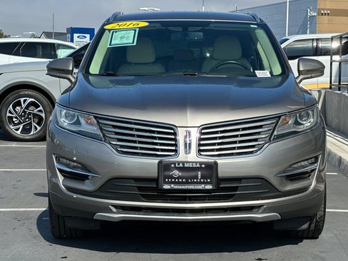 Used 2016 Lincoln MKC Select w/ Select Plus Package FWD image 8