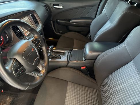 Used 2023 Dodge Charger R/T w/ Blacktop Package image 27