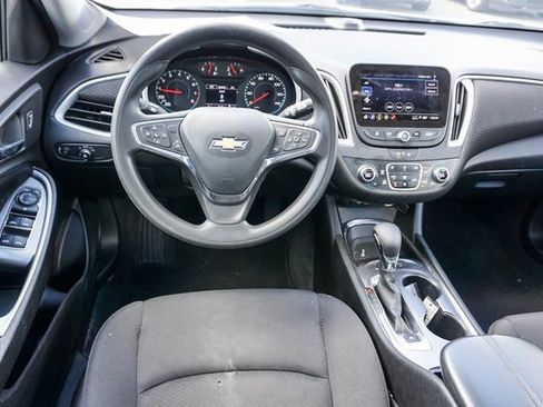 Used 2024 Chevrolet Malibu LT image 10