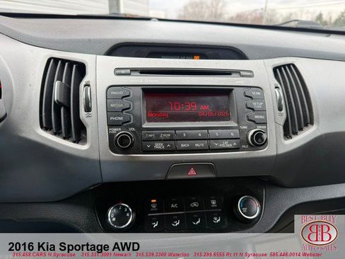 Used 2016 Kia Sportage LX AWD/4WD image 16