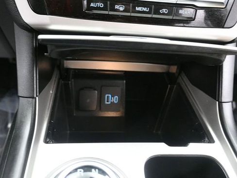 Used 2021 Ford Explorer 4WD image 24