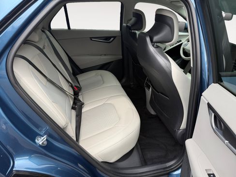 Used 2023 Kia Niro Wind FWD image 18
