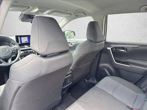 Certified 2025 Toyota RAV4 XLE FWD image 21