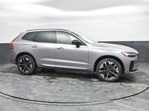 New 2026 Volvo XC60 B5 Plus w/ Protection Package Premier AWD/4WD image 3