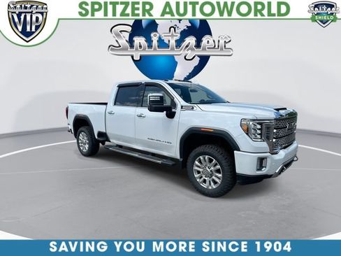 Used 2023 GMC Sierra 3500 Denali w/ Denali Ultimate Package AWD/4WD image 2