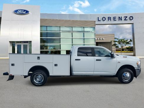 Used 2024 RAM 3500 SLT w/ Quick Order Package 2YG SLT image 4