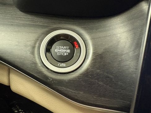 Used 2021 Jeep Grand Cherokee L Limited image 21