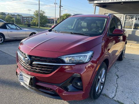Used 2021 Buick Encore GX Select w/ Sport Touring Package FWD image 1