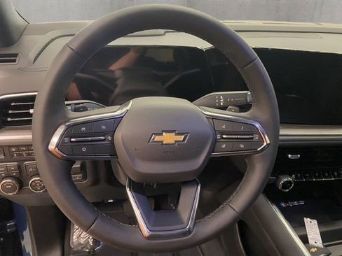 New 2026 Chevrolet Suburban LT w/ Comfort Package AWD/4WD image 28