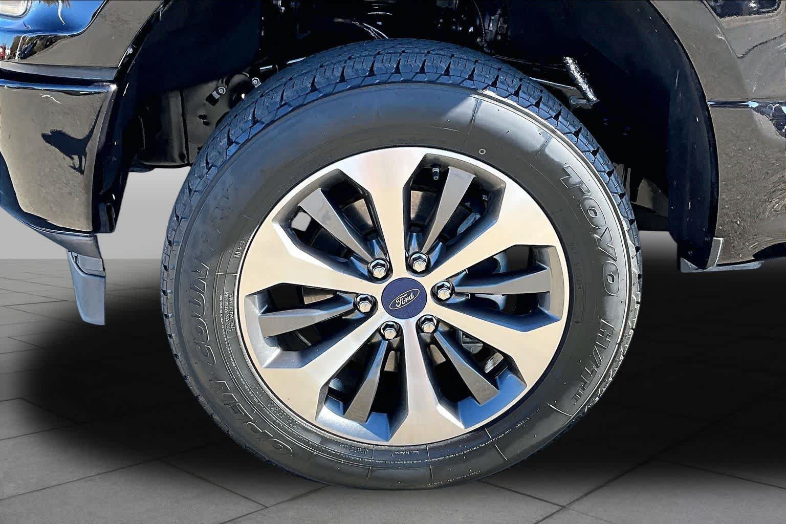 Used 2019 Ford F150 XL w/ Equipment Group 101A Mid AWD/4WD image 10