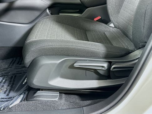 New 2026 Honda HR-V LX image 18