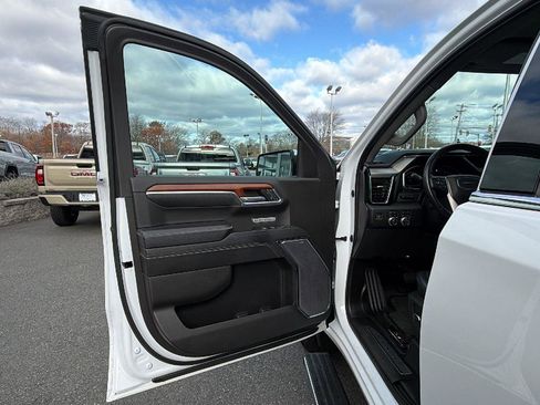 Certified 2023 GMC Sierra 1500 Denali w/ Denali Reserve Package image 17