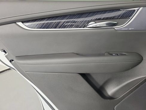Certified 2024 Cadillac XT6 Premium Luxury w/ LPO, Floor Liner Package AWD/4WD image 13