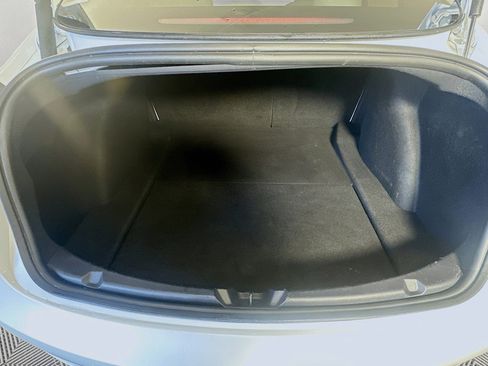 Used 2023 Tesla Model 3 Standard Range image 26