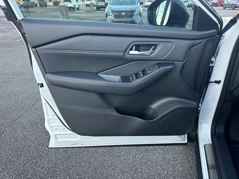 New 2026 Nissan Rogue Dark Armor image 10