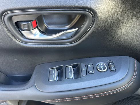 Used 2024 Honda HR-V Sport image 8