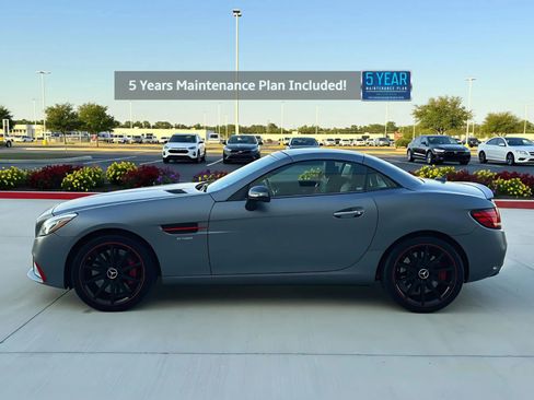 Used 2018 Mercedes-Benz SLC 43 AMG image 2