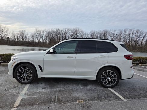 Used 2023 BMW X5 xDrive40i w/ Executive Package image 10