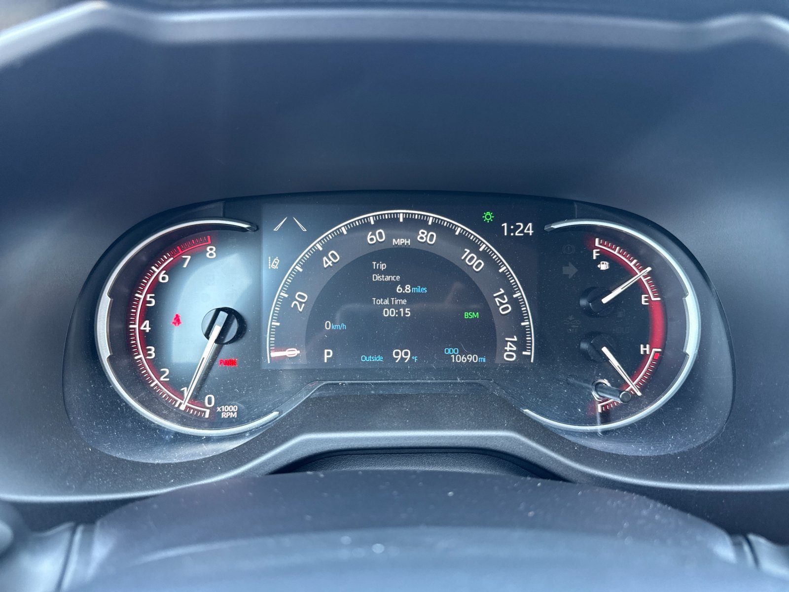 Used 2025 Toyota RAV4 XLE w/ Weather Package AWD/4WD image 18