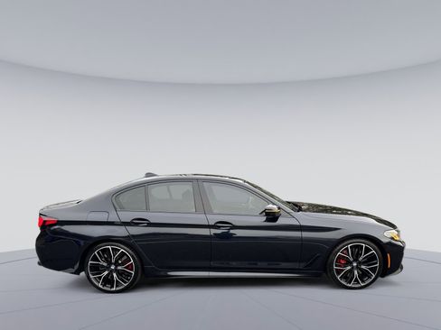 Used 2022 BMW M550i xDrive M550i xDrive w/ Executive Package image 34