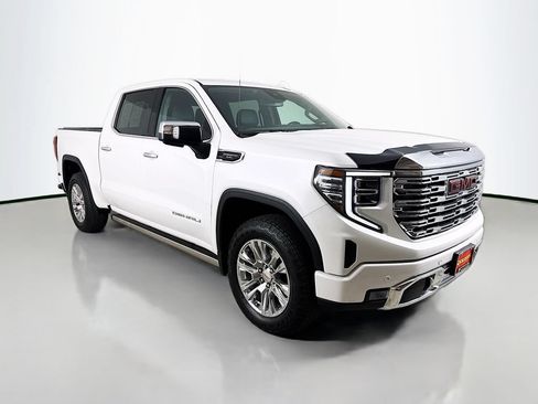 Used 2022 GMC Sierra 1500 Denali w/ Denali Carbonpro Edition AWD/4WD image 1