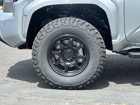 New 2026 Toyota Tacoma SR5 AWD/4WD image 23