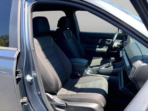 Used 2025 Honda CR-V Sport image 8