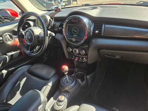 Used 2019 MINI Cooper S FWD image 10