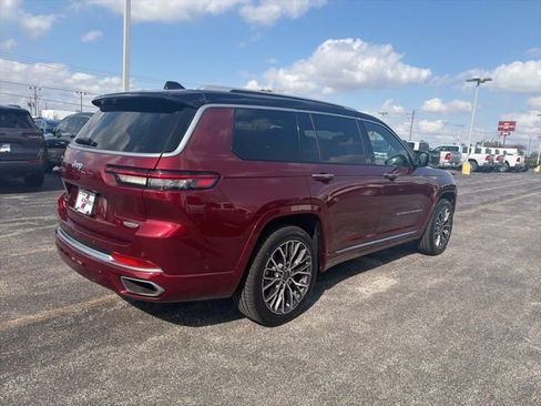 Used 2023 Jeep Grand Cherokee L Summit image 3