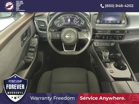 Used 2023 Nissan Rogue S FWD image 13