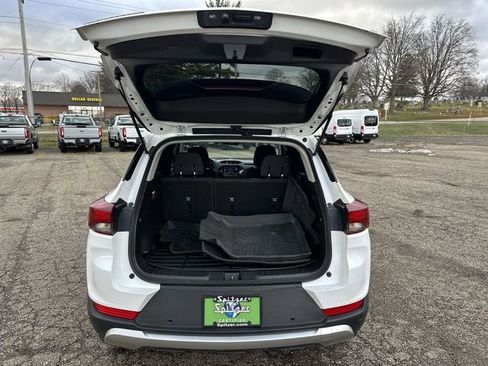 Used 2021 Chevrolet TrailBlazer LT w/ Convenience Package image 21